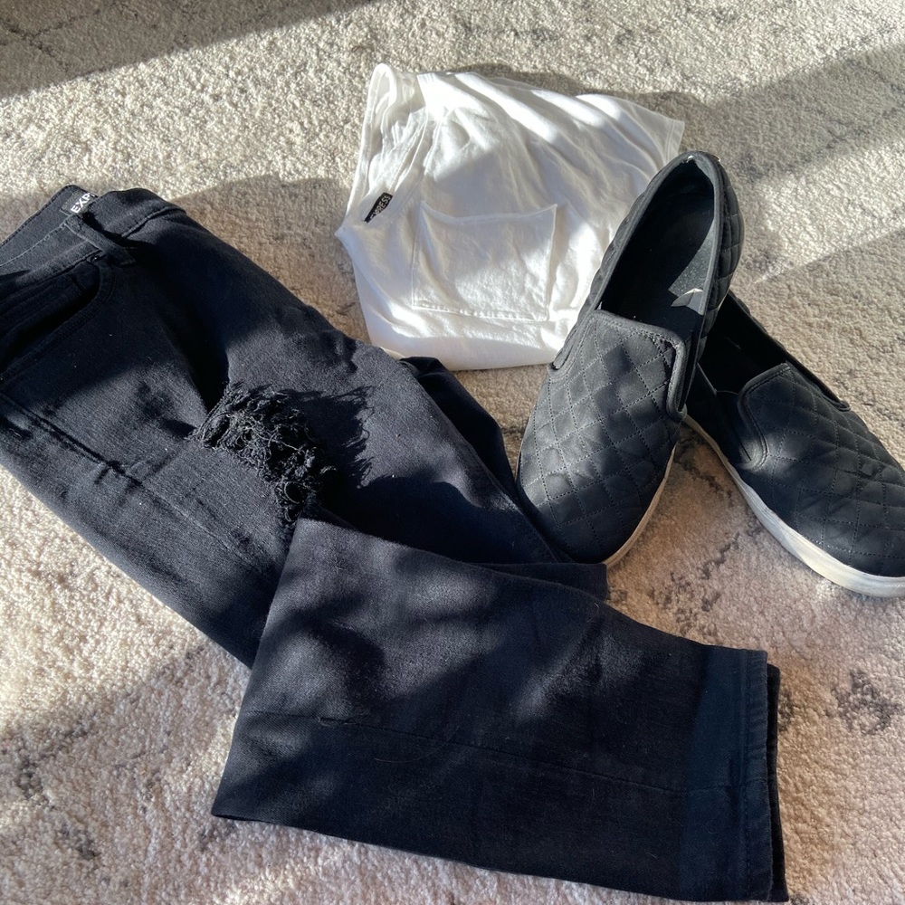 Express distressed jeans